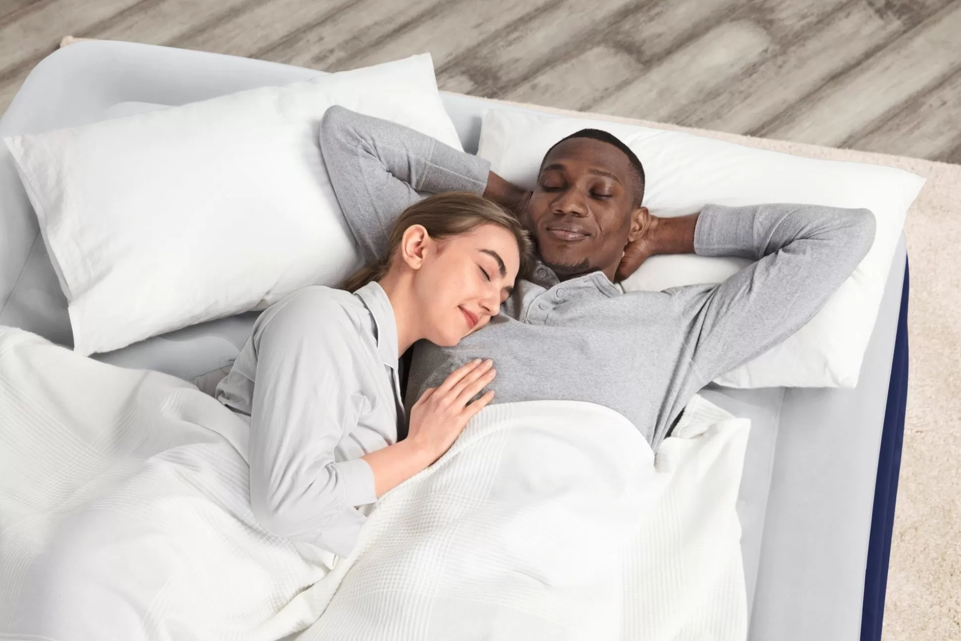 Bestway Tritech Air Mattress Queen 24 With Built-In Ac Pump Included And Antimicrobial Coating Sale
