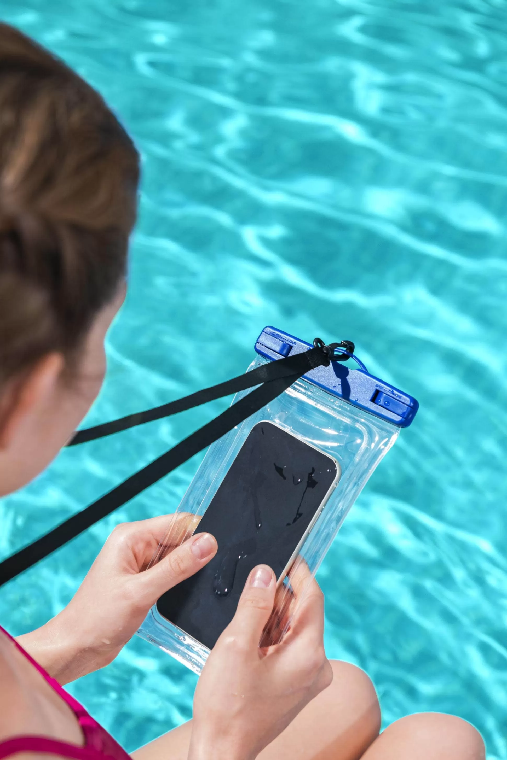Bestway H2Ogo! Splash Guard Waterproof Smart Phone Case, Most Iphone/ Samsung/ Android Phones Up To 7" Long Sale