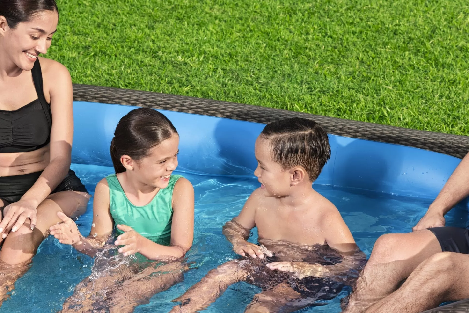 Bestway H2Ogo! Truprint Wicker 7'7 X 70 X 21 Soft Sided Inflatable Family Kiddie Pool Clearance