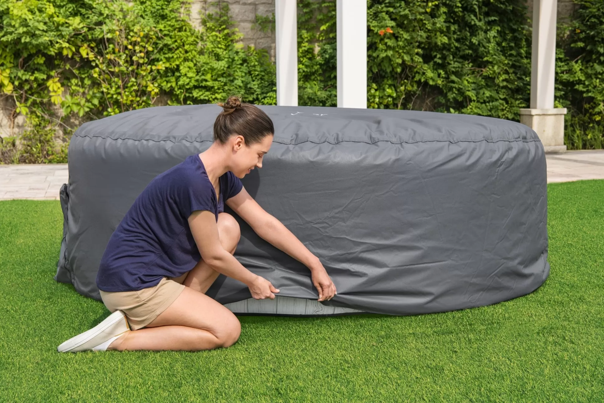 Bestway Saluspa Monaco Energysense Smart Signature Airjet Inflatable Hot Tub With App-Control 5-7 Person Online